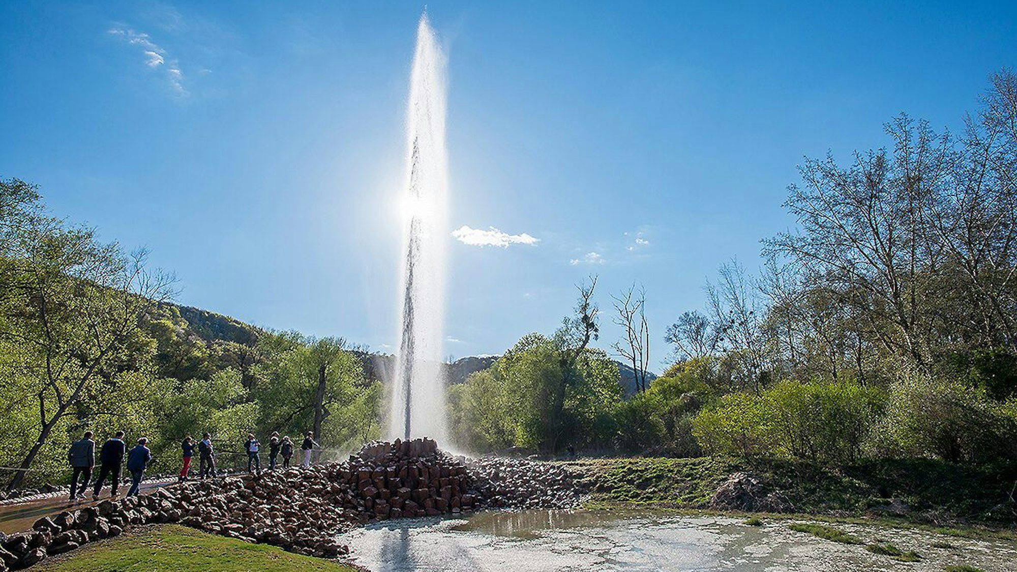 Ausbruch Kaltwasser-Geysir Andernach