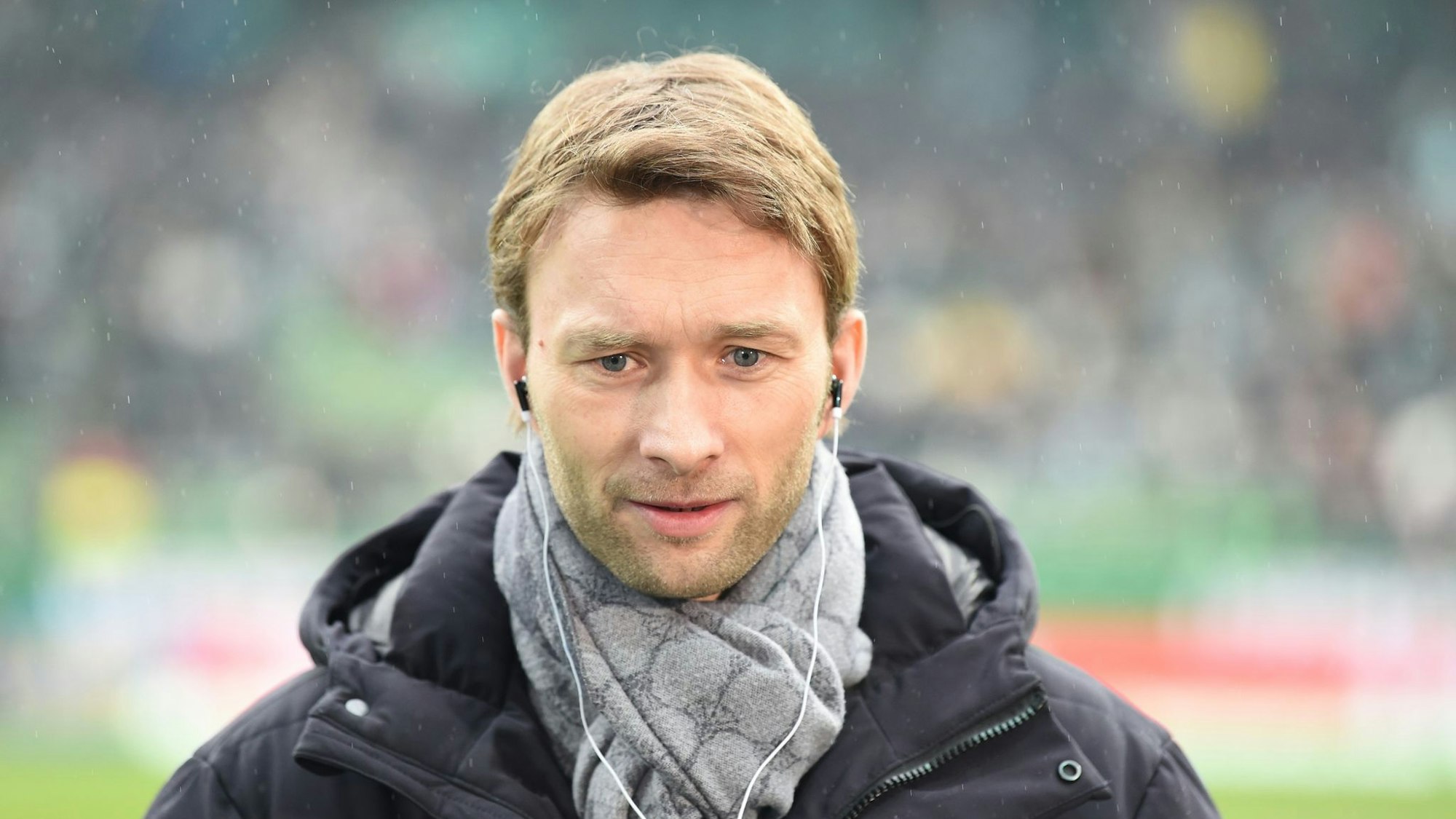 Leverkusens Sportchef Simon Rolfes im Interview