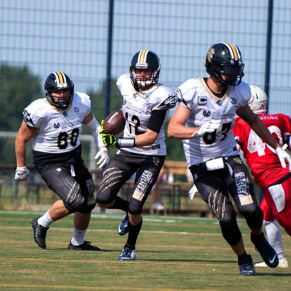 Die Footballer der Euskirchen Lions spielten gegen die Neuss Gladiators.