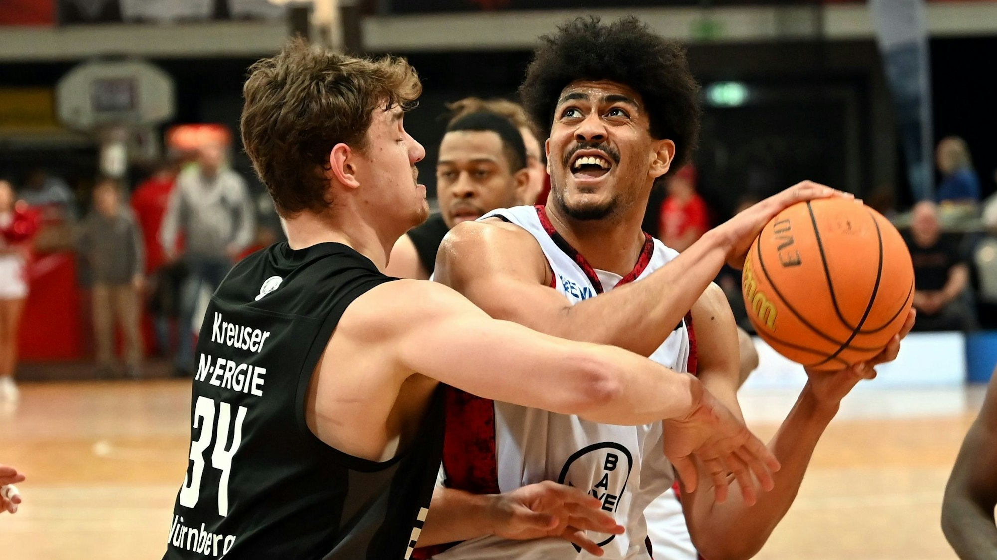 09.04.2023, Basketball-Bayer Giants-Nürnberg Falcons
rechts: Gabriel De Oliveira (Bayer)
Foto: Uli Herhaus