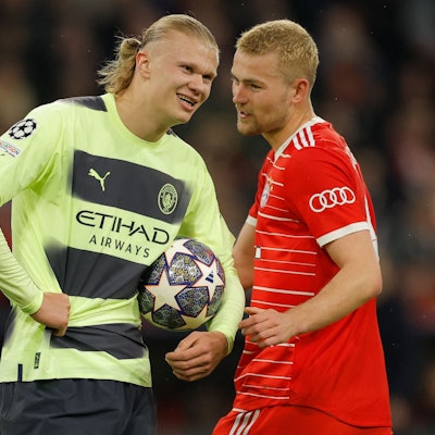 Plausch zwischen Erling Haaland und Matthijs de Ligt.