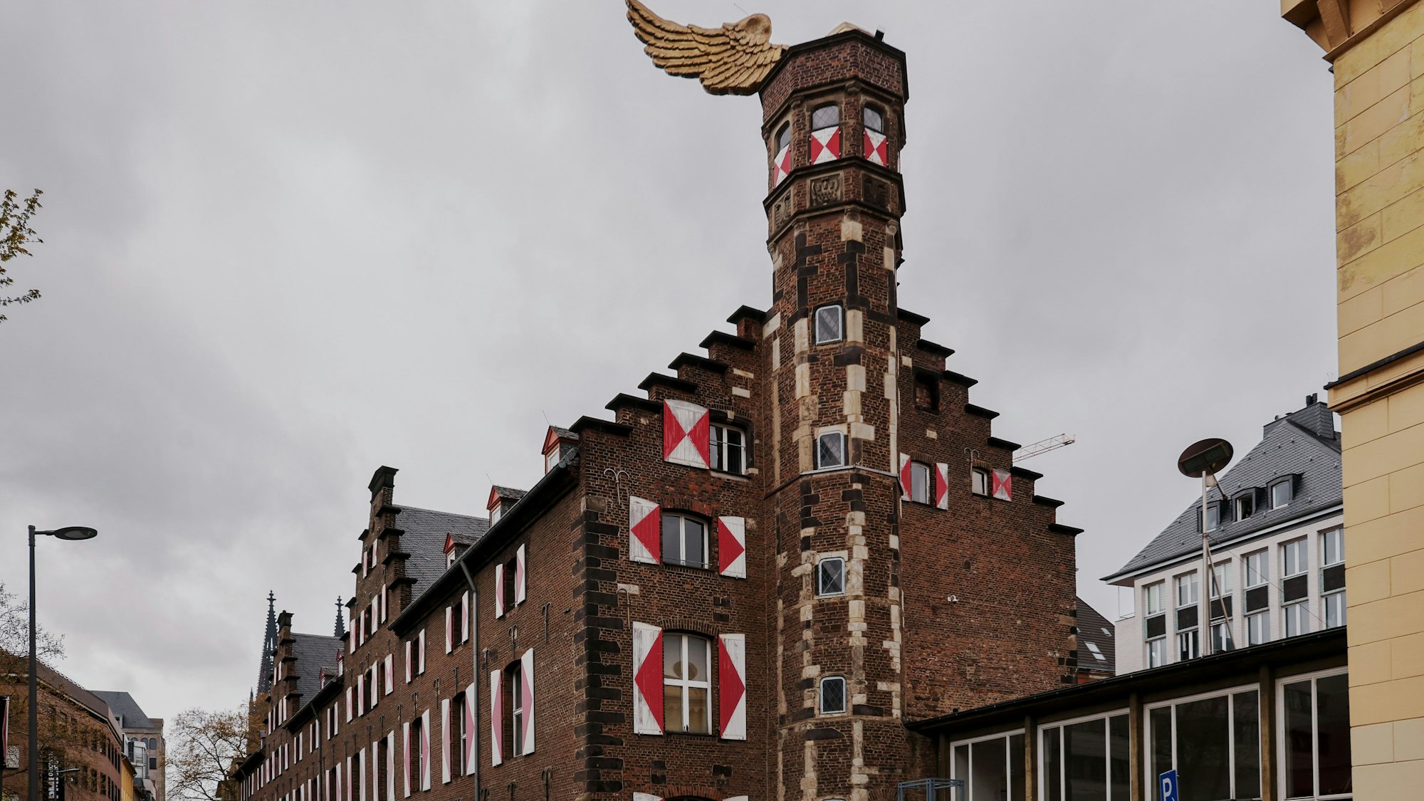 Blick auf das Zeughaus in Köln.