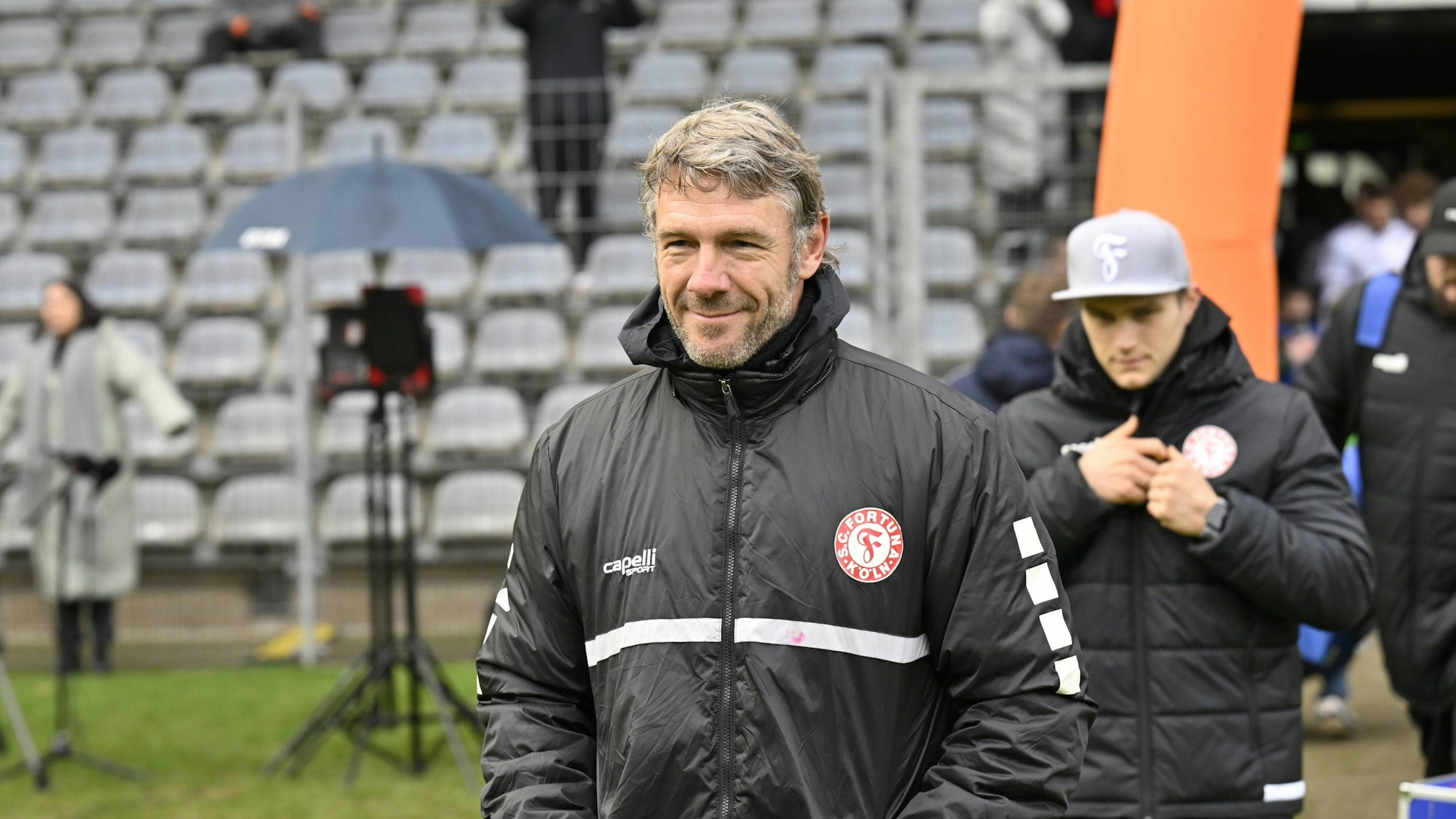 GER, Regionalliga West, Wuppertaler SV vs. SC Fort. Köln / 19.11.2022,Wuppertal ,Stadion am Zoo, GER, Regionalliga West, Wuppertaler SV vs. SC Fort. Köln DFB- Regionalliga West regulations prohibit any use of photographs as image sequences and/or quasi-video im Bild Trainer Markus von Ahlen SC Fort. Köln . *** GER, Regionalliga West, Wuppertaler SV vs SC Fort Köln 19 11 2022,Wuppertal ,Stadion am Zoo, GER, Regionalliga West, Wuppertaler SV vs SC Fort Köln DFB Regionalliga West regulations prohibit any use of photographs as image sequences and or quasi video in picture coach Markus von Ahlen SC Fort Köln NordphotoxGmbHx/xFreund nph00018