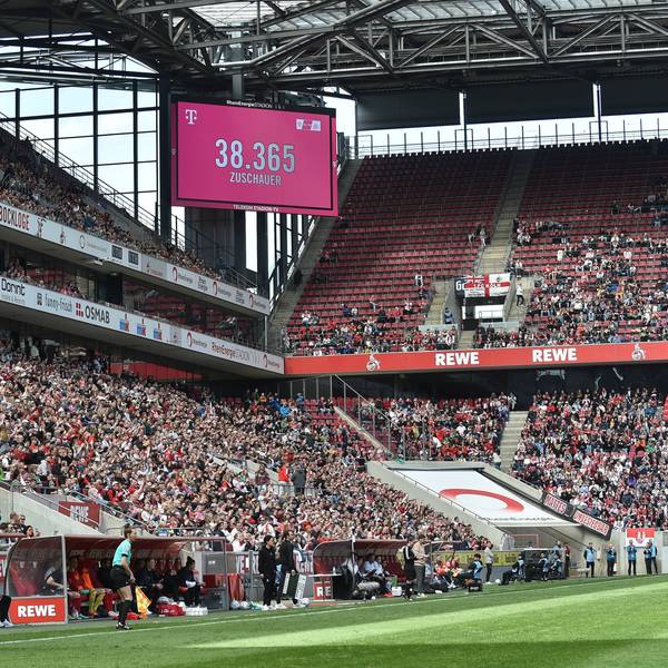 Mit 38.365 Zuschauern wurde der bisherige Rekord deutlich übertroffen.