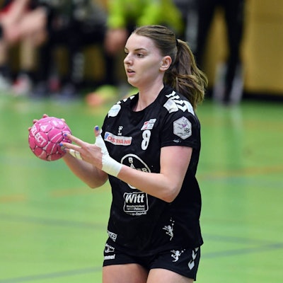 Fem Julia Boeters TSV Bayer 04 Leverkusen, GER, HSG Bad Wildungen - TSV Bayer 04 Leverkusen, Handball, 1. Bundesliga Frauen, 22.04.2023, GER, HSG Wildungen Vipers - TSV Bayer 04 Leverkusen, Handball,1. Bundesliga Frauen, 22.04.2023 Bad Wildungen *** Fem Julia Boeters TSV Bayer 04 Leverkusen , GER, HSG Bad Wildungen TSV Bayer 04 Leverkusen, Handball, 1 Bundesliga Women, 22 04 2023, GER, HSG Wildungen Vipers TSV Bayer 04 Leverkusen, Handball,1 Bundesliga Women, 22 04 2023 Bad Wildungen Copyright: xRolandxSippelx-xEibner-Pressefotx EP_RSL