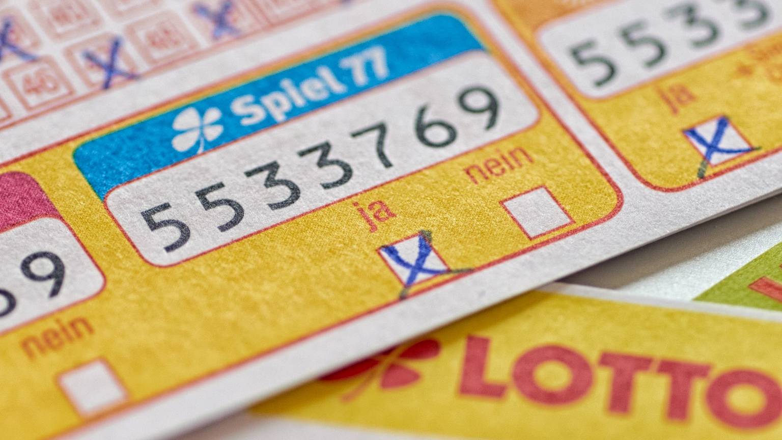 Spiel 77 Feld auf einem WestLotto Tippschein.