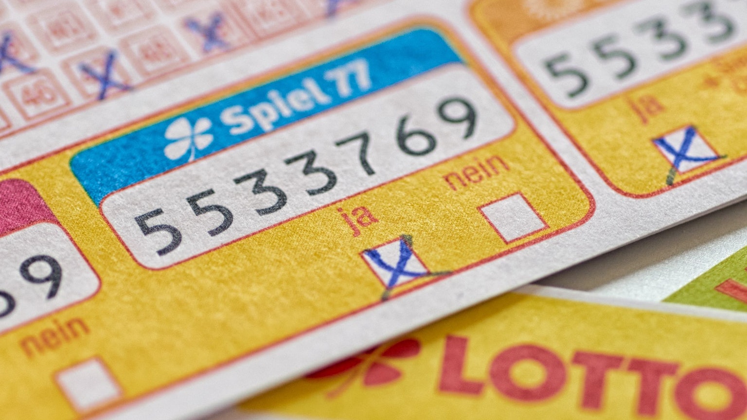 Spiel 77 Feld auf einem WestLotto Tippschein.