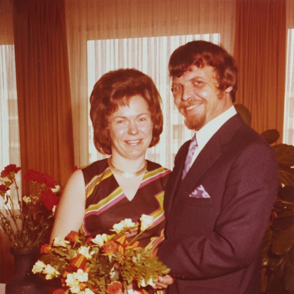 Emily und Hans-Joachim Kloiber bei ihrer Eheschließung 1973 in Köln-Mülheim.