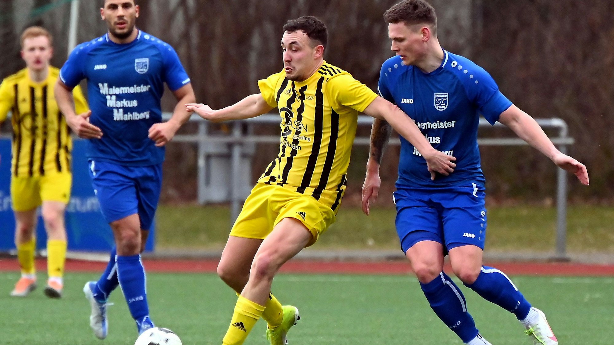 05.03.2023, Fussball-SV Schlebusch - SC Rheinbach
mitte: Dennis Reeke (Schlebusch)
Foto: Uli Herhaus