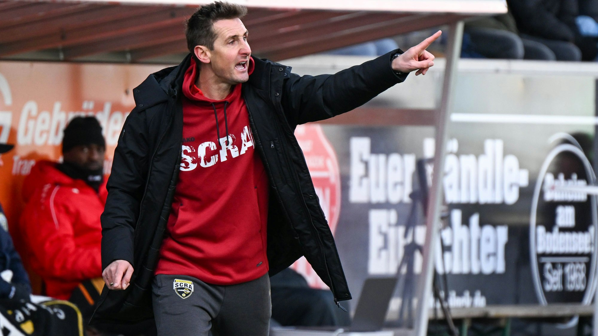 Miroslav Klose an der Seitenlinie als Coach des SCR Altach.