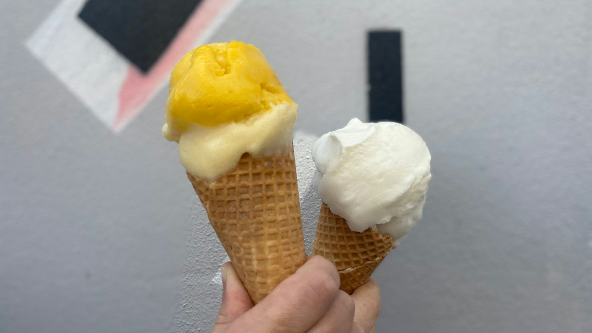 Eis aus der Lieblingseisdiele „Eisfeld“ in Ehrenfeld.
