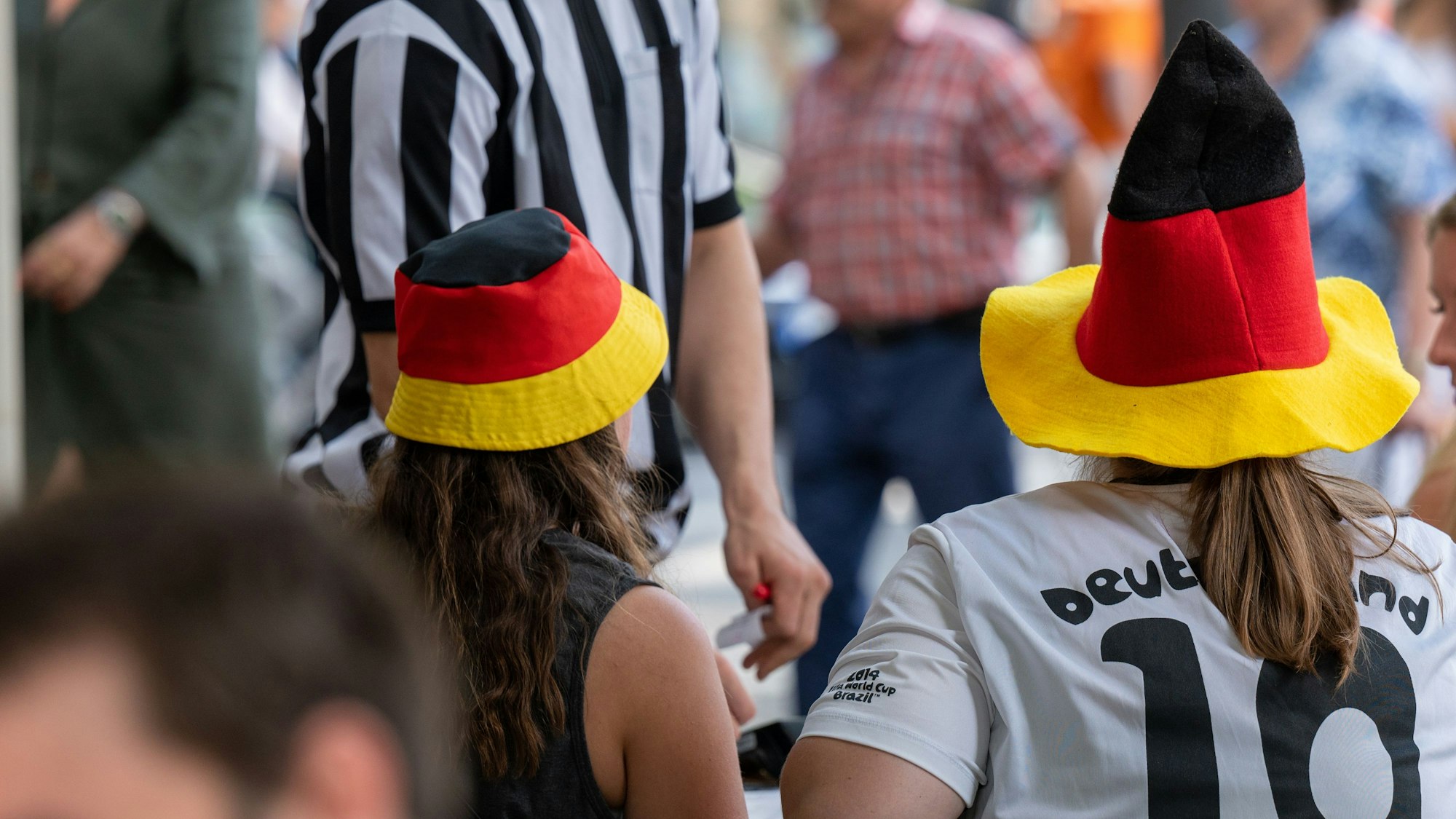 Fans im Joe Champs beim Public Viewing der Weltmeisterschaft der Frauen 2022. (Archivbild)