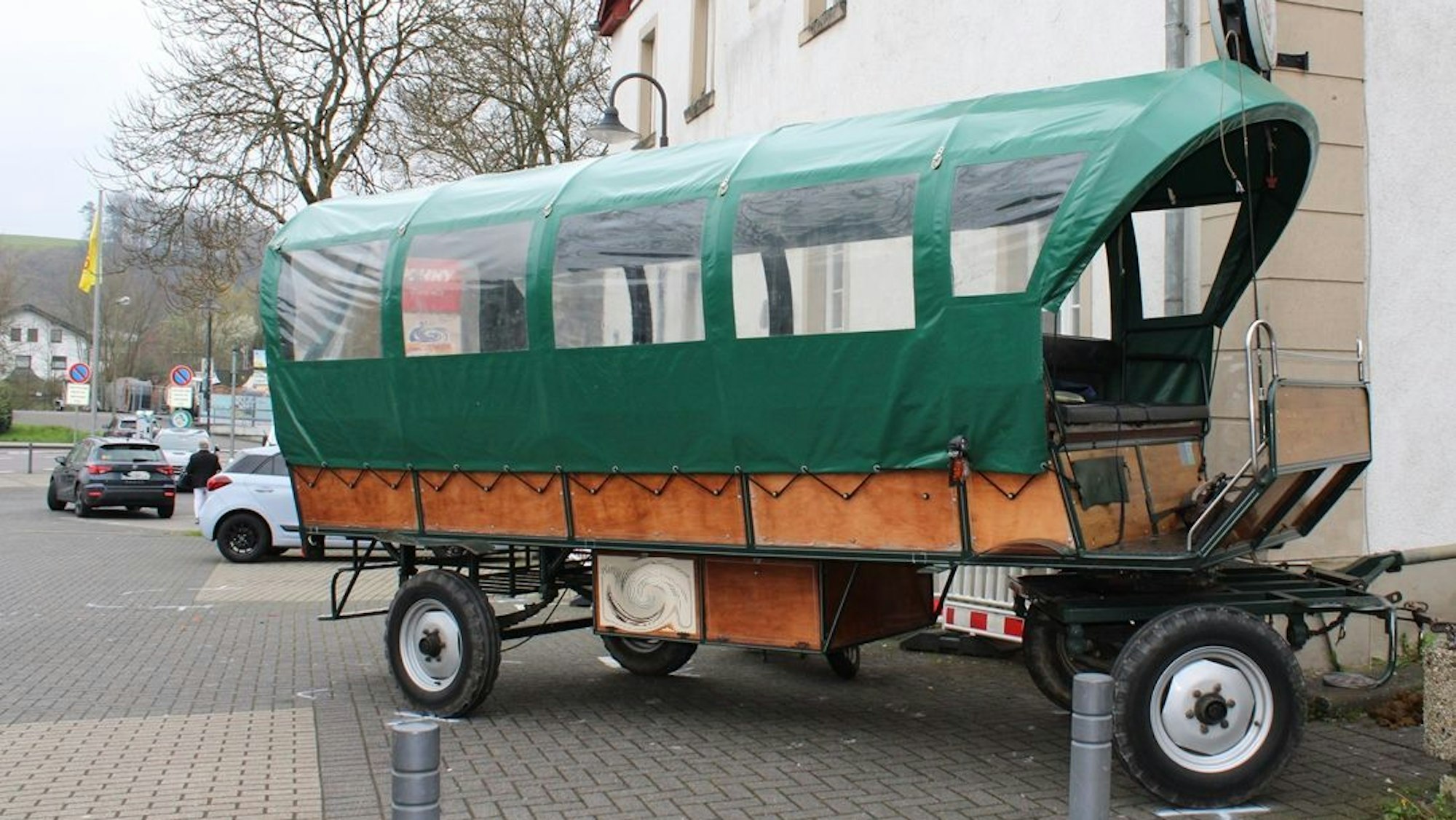 Kutsche nach dem Unfall in Overath.