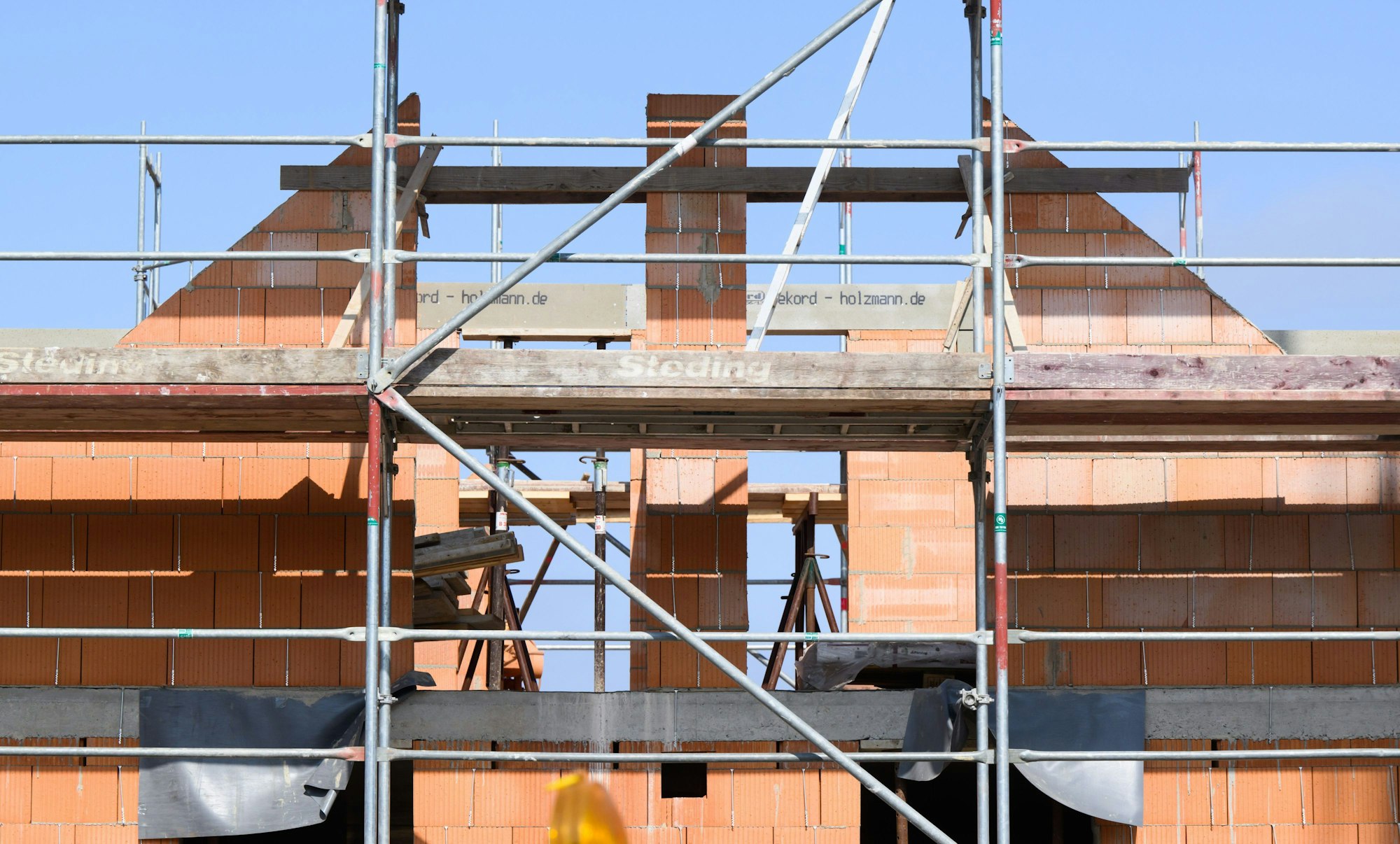 Der Rohbau eines Hauses