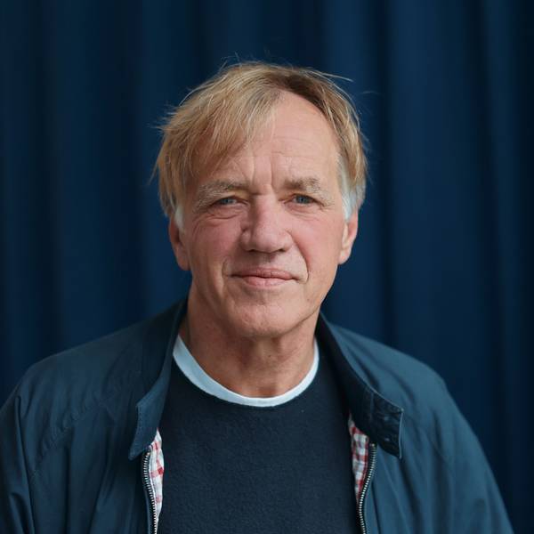 20.04.2023, Köln: Gespräch im NevenDumont Haus mit dem Kölner Kulturdezernenten Stephan Charles, Norbert Oberhaus (Gründer und Geschäftsführer c/o pop) und einer Vertreterin der Musikmesse c/o pop zum Popmusikstandort Köln. Foto: Thilo Schmülgen