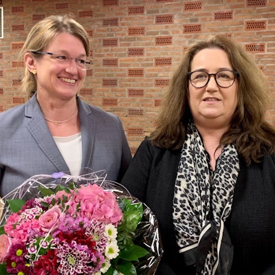 Neue Technische Beigeordnete Bianca Lorenz (l.) und Bürgermeisterin Bondina Schulze