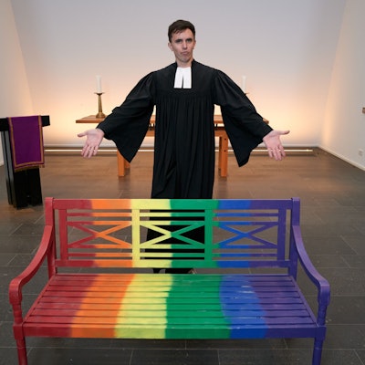 Pastor Tim Lahr, offen homosexuell lebender Pastor der Evangelischen Gemeinde Köln