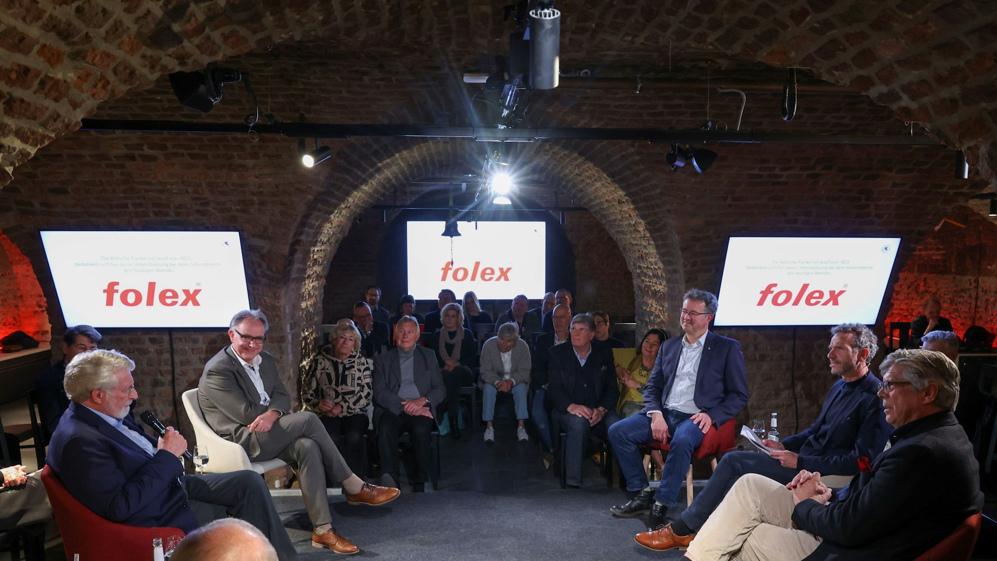 Prof Dr. Werner Mezger, Ebasa Pallada, Manuel Andrack, Joachim Frank und Heinz-Günther Hunold (v.l.n.r)