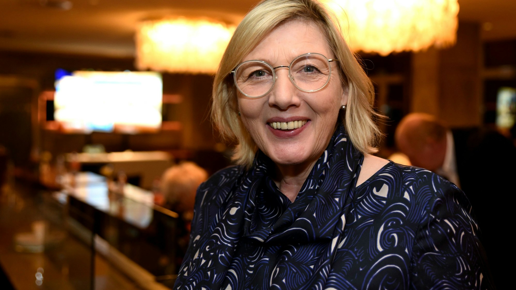 Das Bild zeigt das Gesicht von Gisela Manderla.