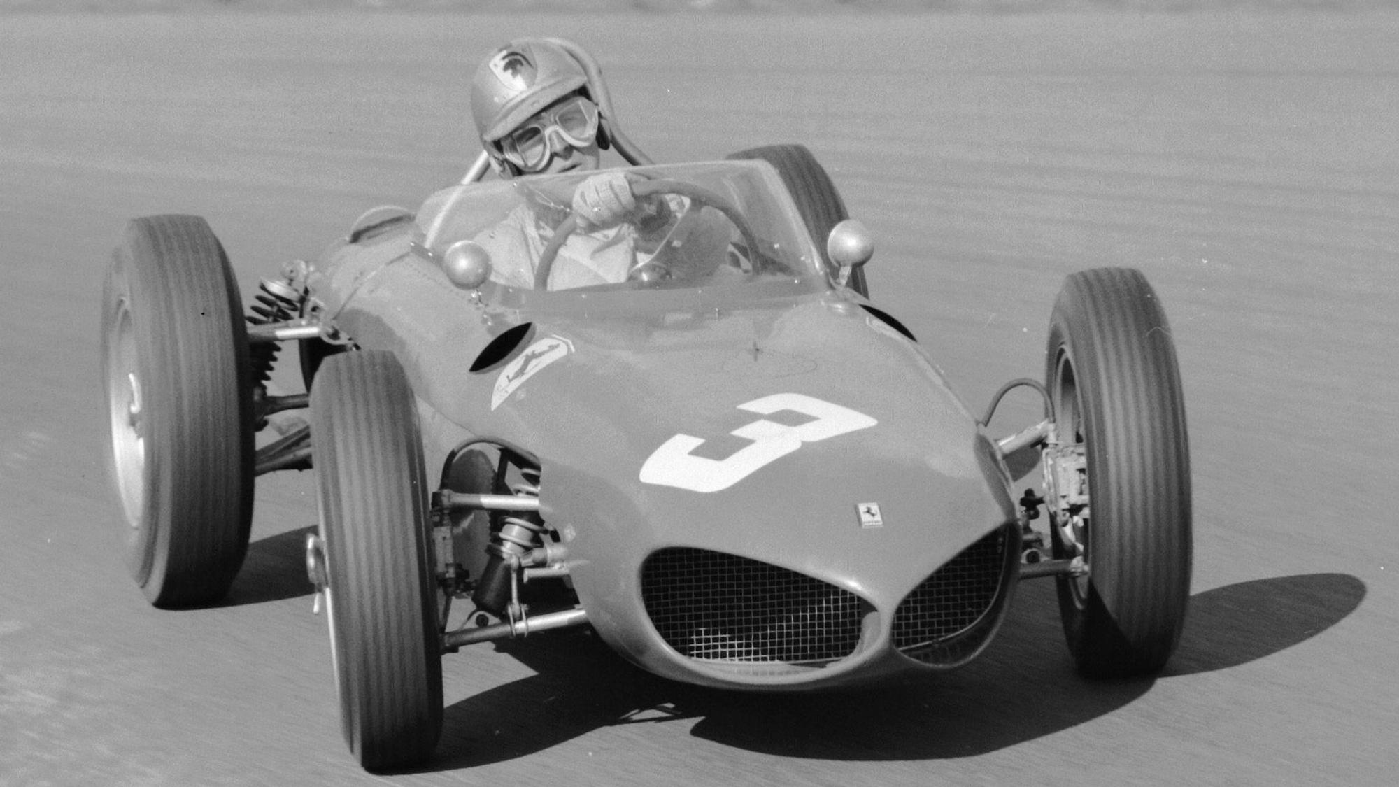 Wolfgang Graf Berghe von Trips in einem Ferrari 156