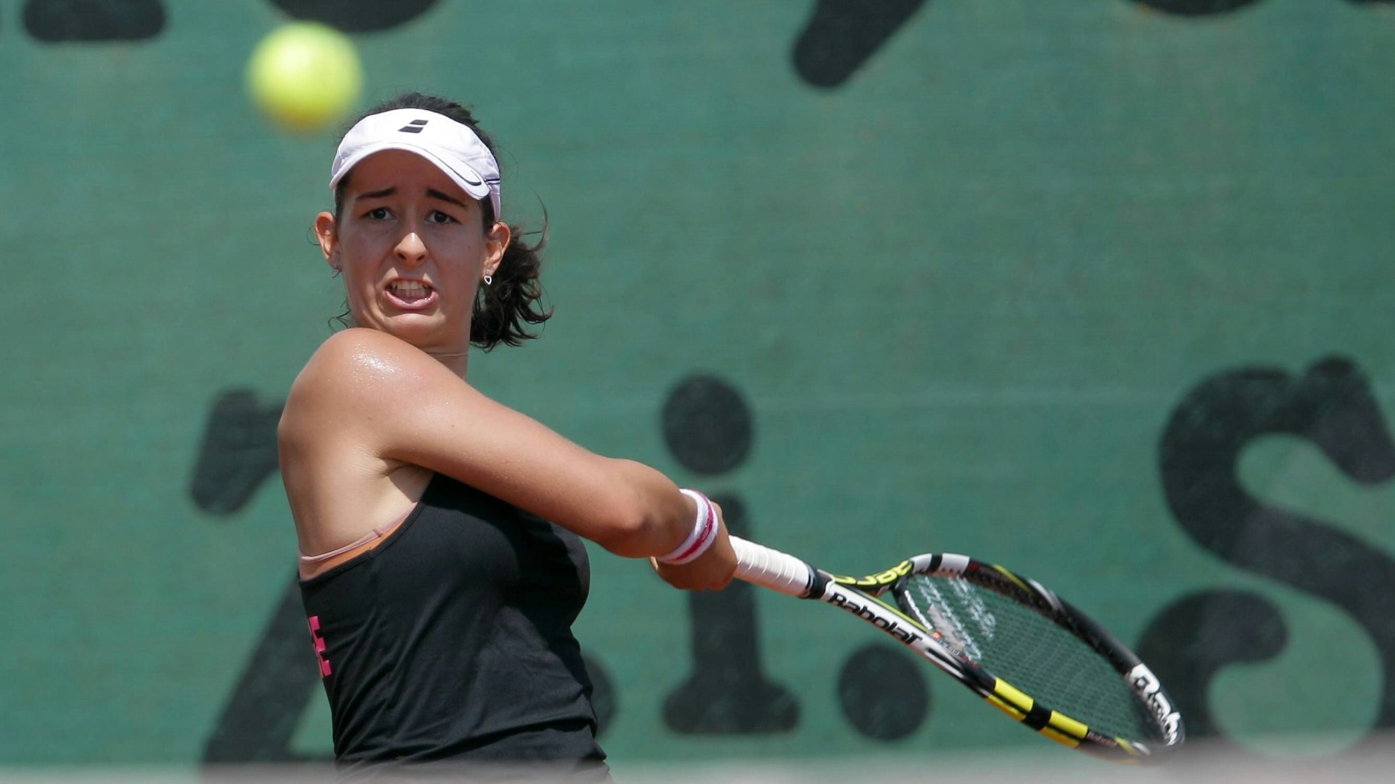 Victoria Muntean (TC Petange) / 04.07.2015 Fussball Europa League Qualifikation, 1. Runde, Saison 2015-2016 / 04.07.2015 / LUX, ELQ, FC Differdingen 03 (Differdange) (LUX) - Bala Town FC (WAL) / Stade Parc des Sports, Obercorn / PUBLICATIONxNOTxINxLUX
Victoria Muntean TC Petange 04 07 2015 Football Europe League Qualification 1 Round Season 2015 2016 04 07 2015 Lux ELQ FC Differdingen 03 Differdange Lux Balanchine Town FC Wal Stade Parc the Sports Obercorn PUBLICATIONxNOTxINxLUX