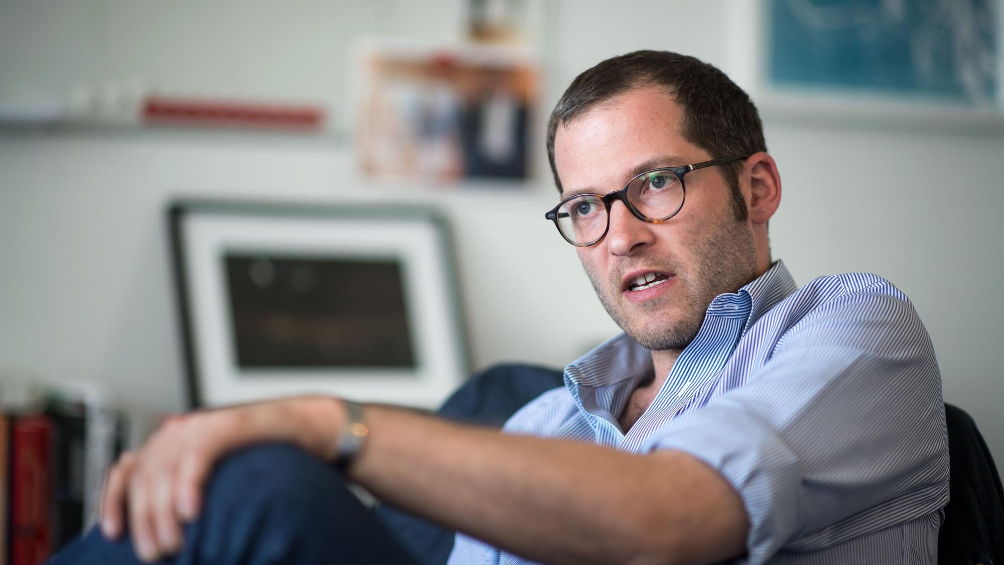Nach Bekanntwerden der Klage des Axel-Springer-Verlags gegen Julian Reichelt liegen nun neue Erkenntnisse vor. Demnach könnte es eng für den Ex-Bild-Chef werden. (Archivbild)
