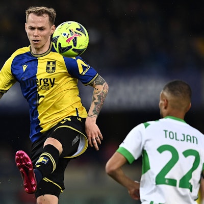 Für Hellas Verona am Ball: Ondrej Duda.