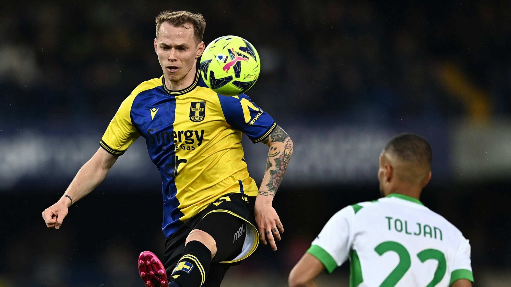 Für Hellas Verona am Ball: Ondrej Duda.