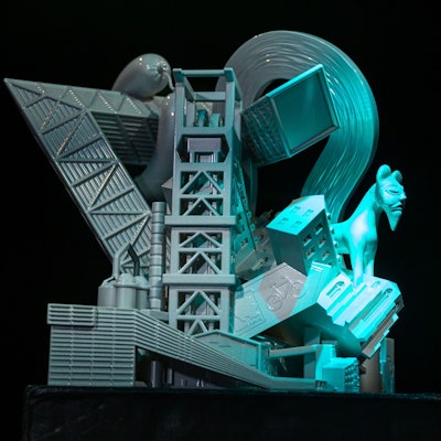 Mit einem großen Modell wurde das Saarvenir, das offizielle Souvenir des Saarlandes, am Donnerstag vorgestellt. Die Reaktionen auf das Objekt fallen jedoch wenig positiv aus.