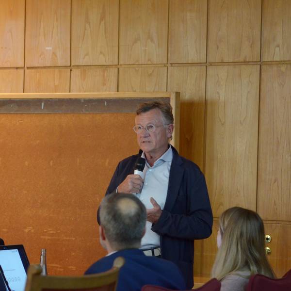 Prof. Rolf-Egon Westerheide