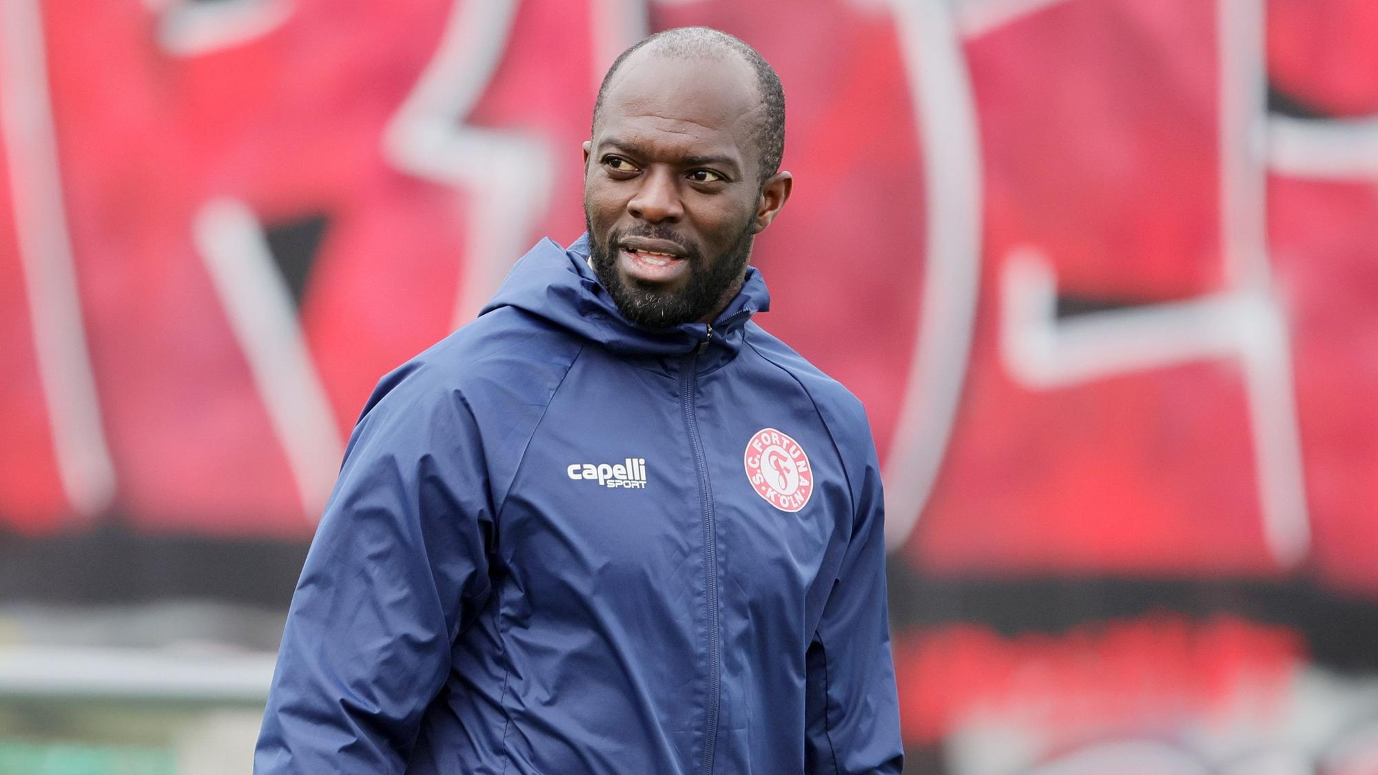 Hans Sarpei trainiert bei Fortuna Köln die U19, 18.04.2023, Bild: Herbert Bucco