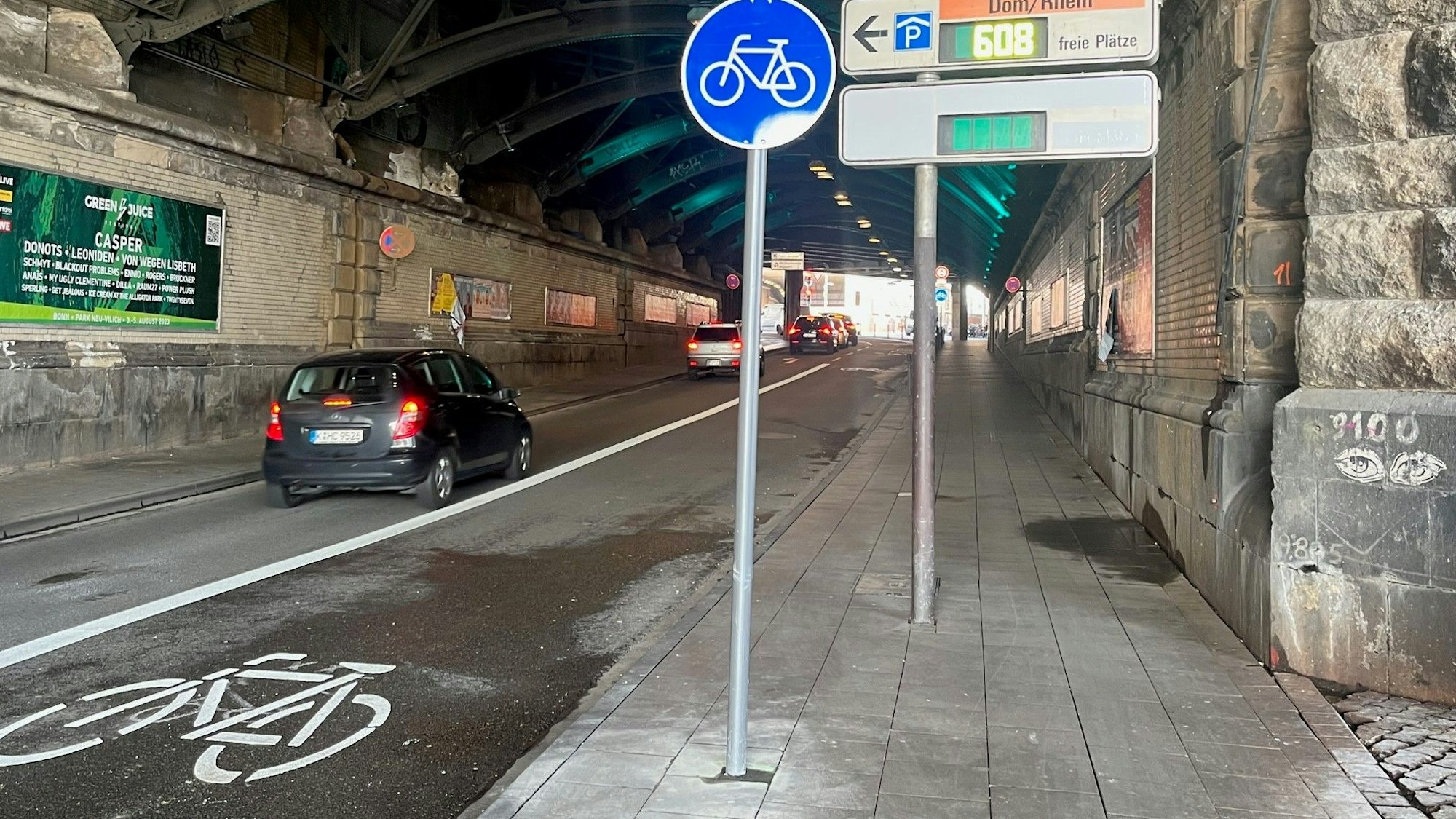 Das Bild zeigt die neue Verkehrsführung am Dom.