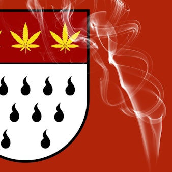 Das Kölner Stadtwappen als Montage mit Hanfblättern auf rotem Grund.