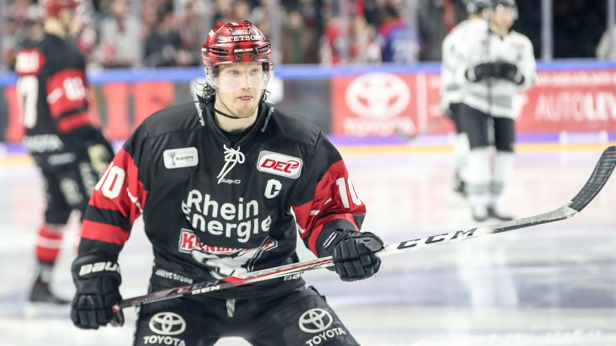 Christian Ehrhoff, ehemaliger Kapitän der Kölner Haie, kehrt zurück zum Eis.