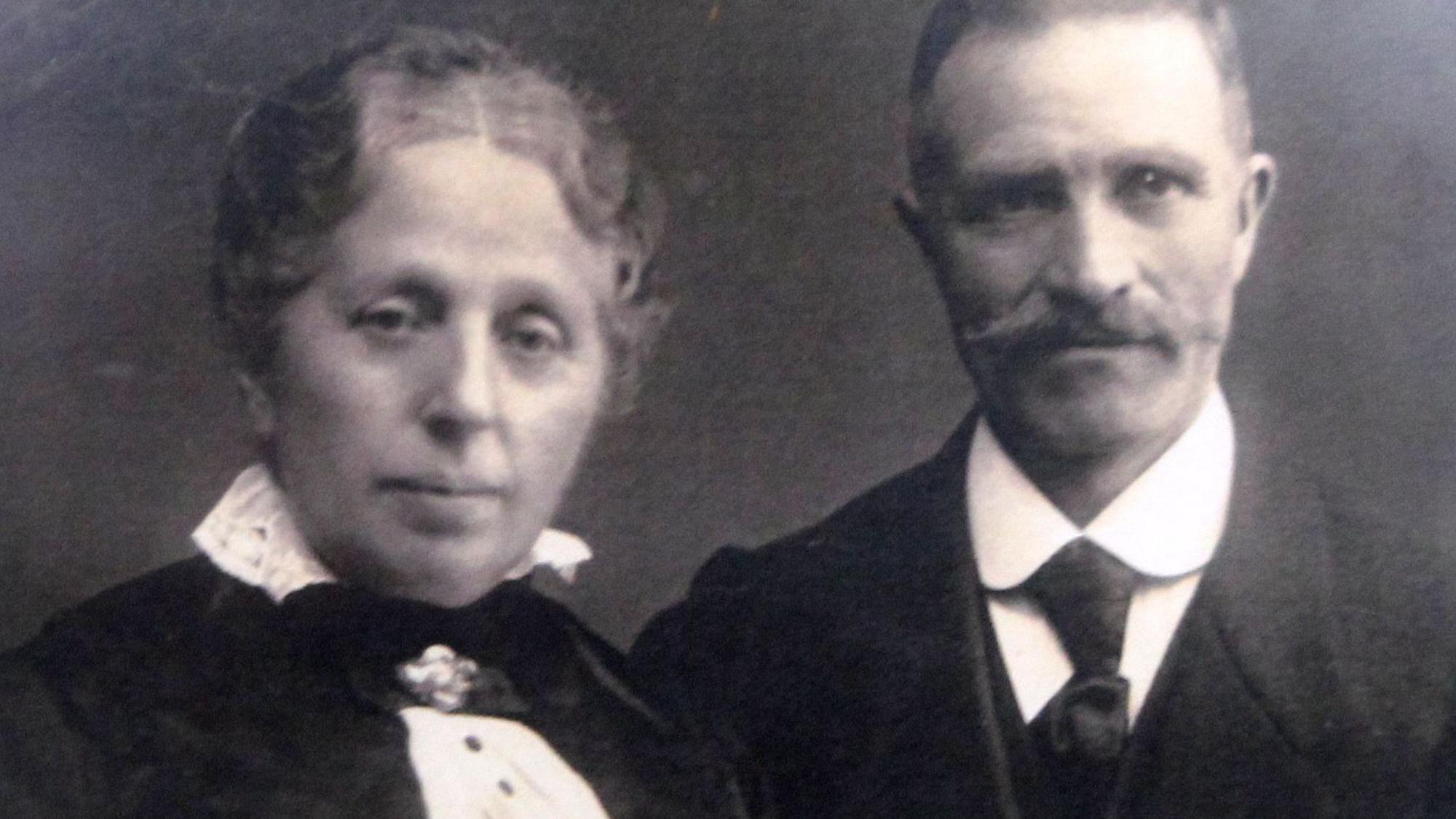 Johann Wilhelm Stümper mit Ehefrau Rosalia im Jahr 1895