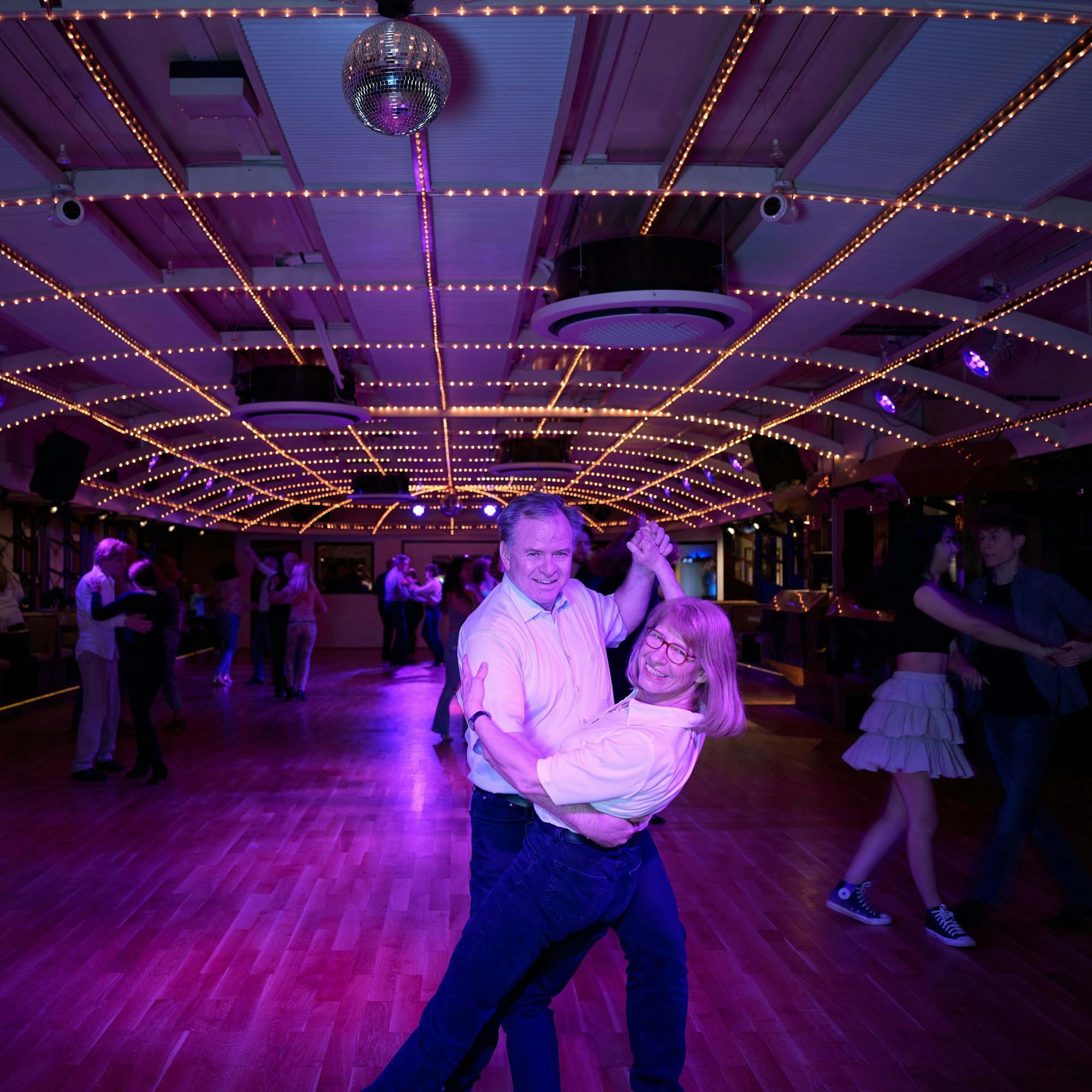 Tanzendes Paar im Tanzzentrum Weißhausstraße