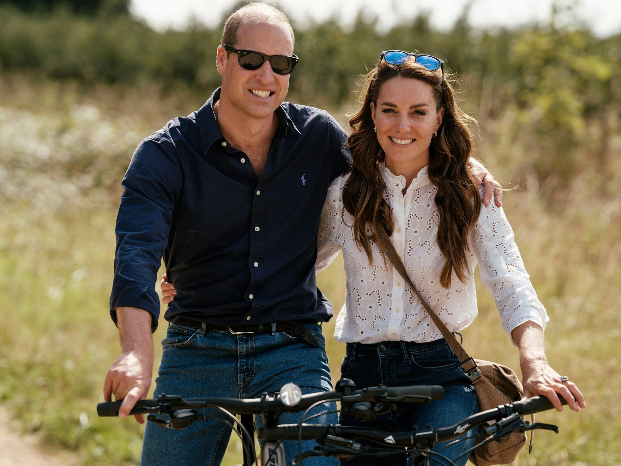 Das vom Kensington-Palast am 29.04.2023 veröffentlichte Handout zeigt William, Prinz von Wales, und Kate, Prinzessin von Wales, anlässlich ihres 12. Hochzeitstages.