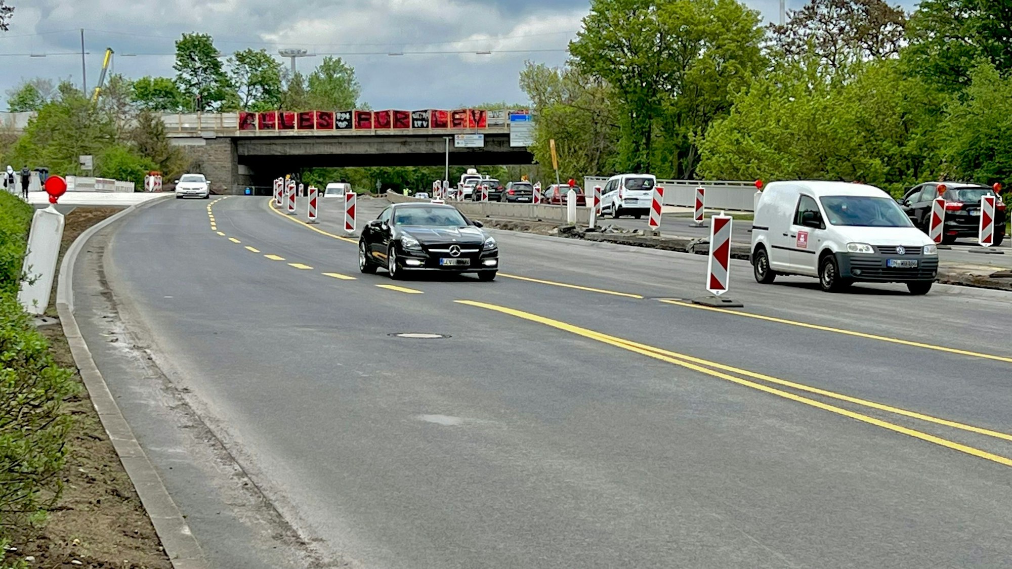 Dhünnbrücke im Zuge des Europarings in LEV kurz vor der Fertigstellung