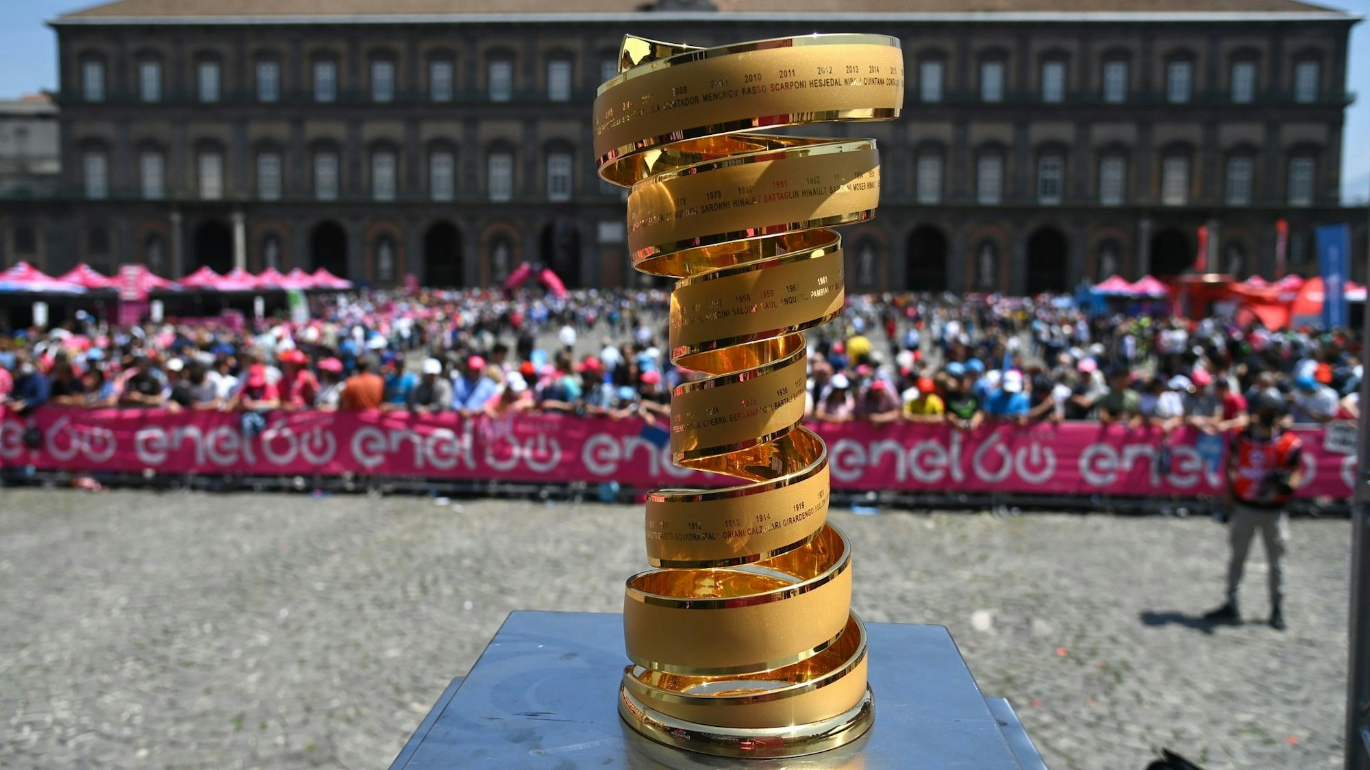 Antonio Tajani wünscht sich, dass der Giro im nächsten Jahr in der Ukraine startet.