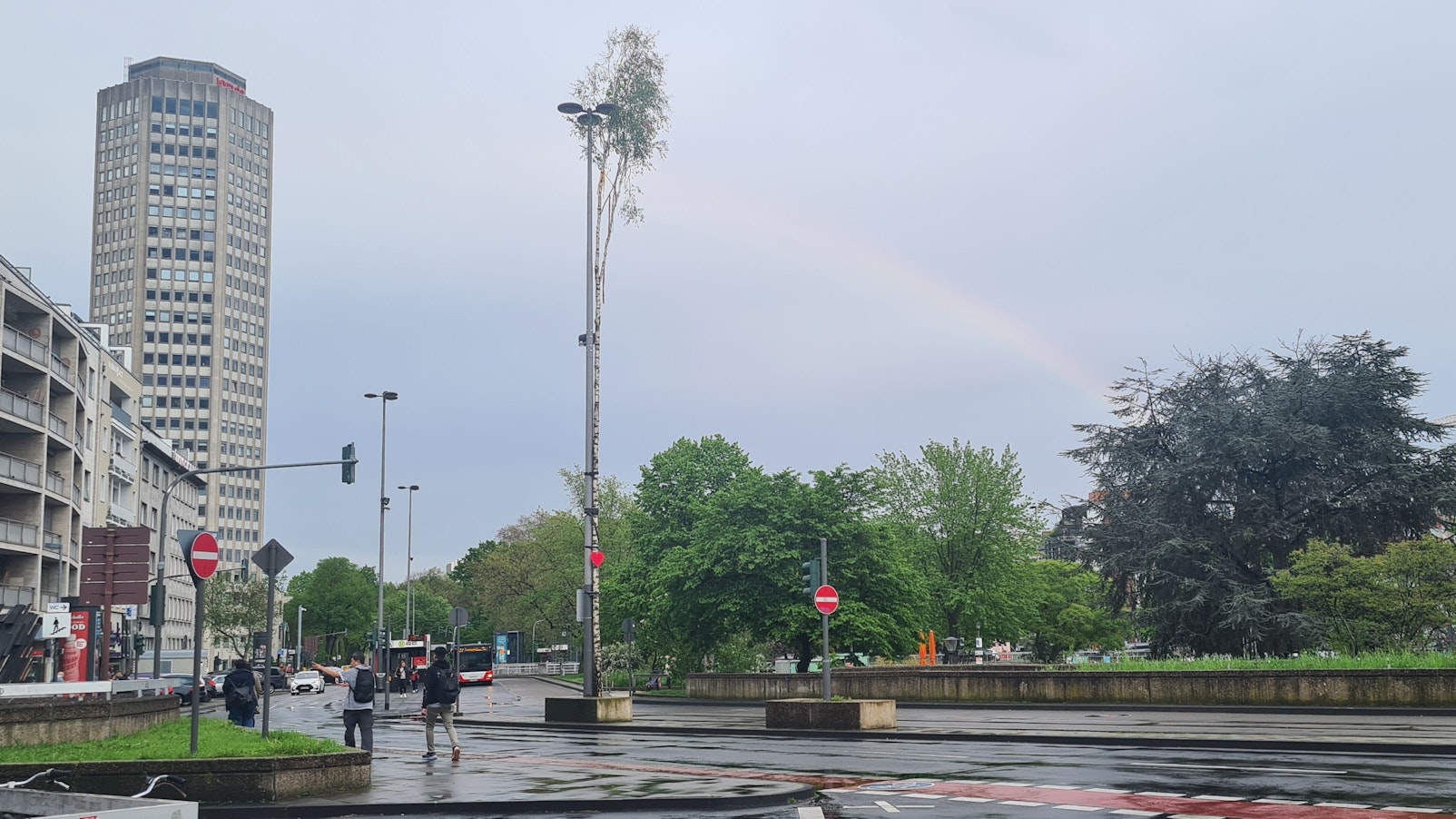 Maibaum ab Ebertplatz in Köln