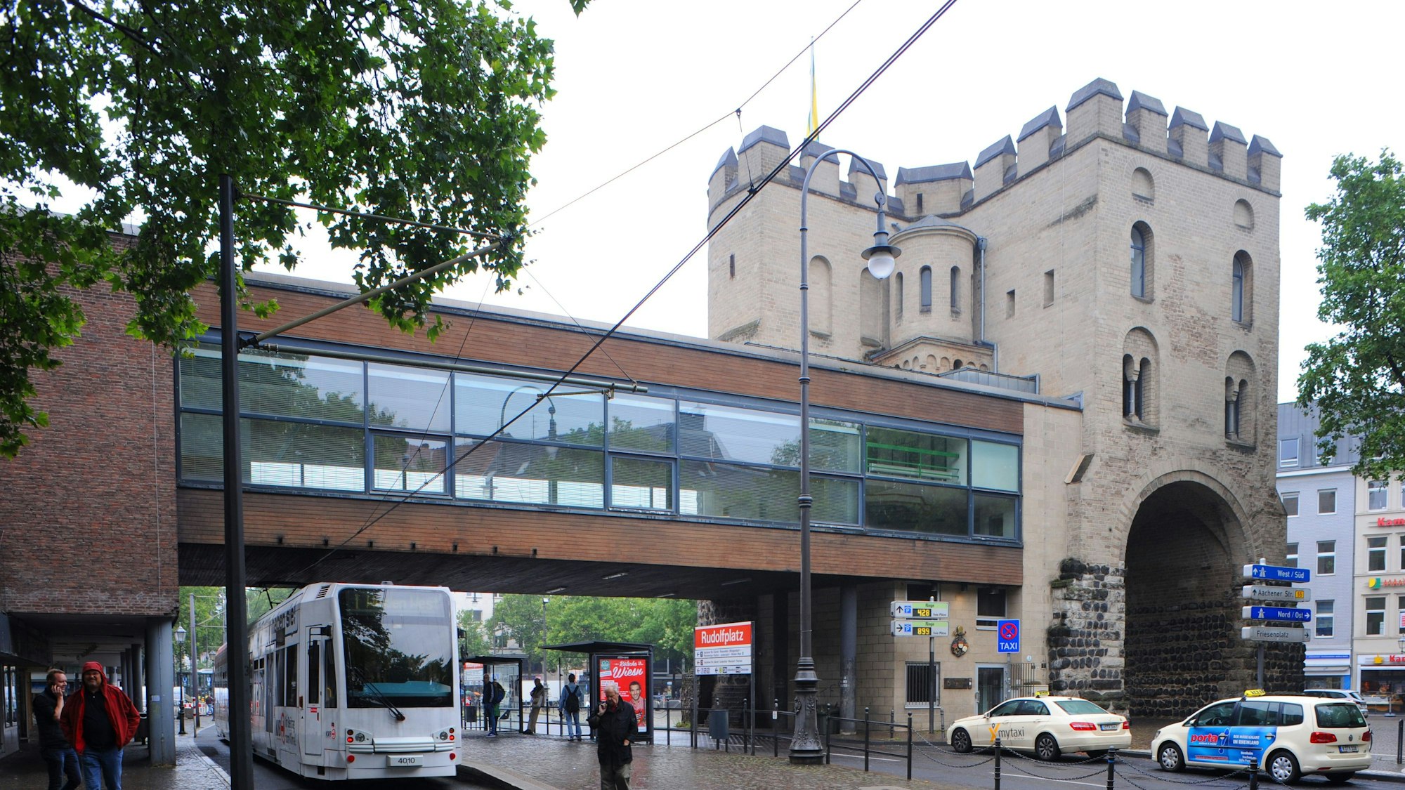 In der früheren Brücke trafen sich die Karnevalisten.