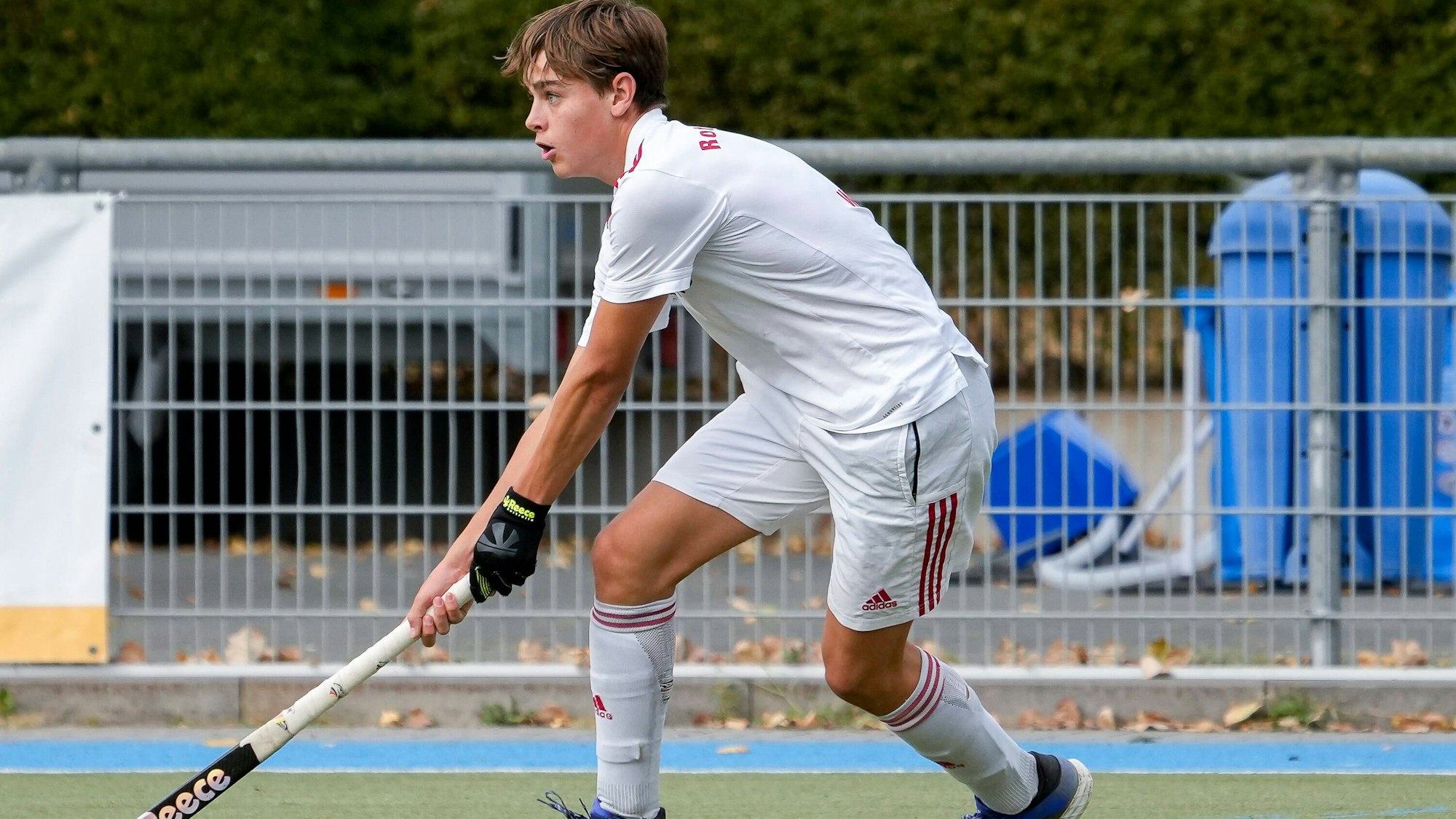 Justus Warweg KTHC, 7, am Ball, Freisteller, Ganzkörper, Einzelbild, Einzelfoto, Aktion, Action, 19.08.2022, Mannheim Deutschland, Hockey, SummerCup 2022, Herren, Rot-Weiss Köln - KHC Dragons *** Justus Warweg KTHC, 7 , on the ball, cutout, full body, single image, single photo, action, action, 19 08 2022, Mannheim Germany , Hockey, SummerCup 2022, Men, Rot Weiss Köln KHC Dragons xozx
