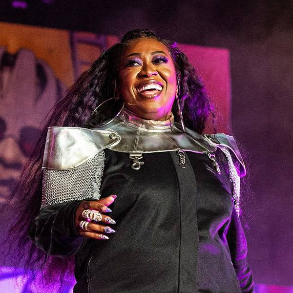 US-Sängerin Missy Elliott bei einem Auftritt. Die Hiphop-Künstlerin ist als erste weibliche Rapperin in die Rock 'n Roll Hall of Fame aufgenommen worden. (Archivbild)