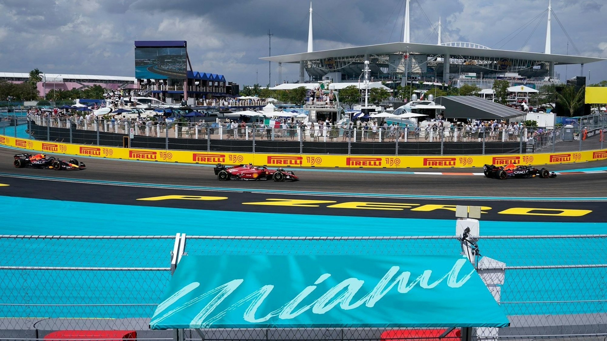 In diesem Jahr gelten Max Verstappen und sein Teamkollege Sergio Pérez als die Topfavoriten.