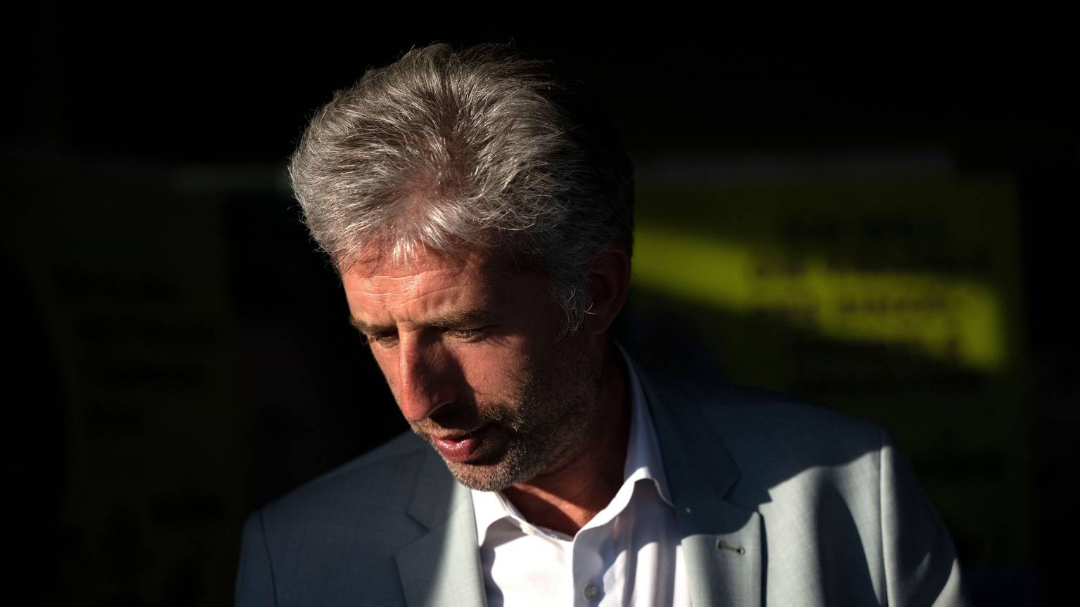 Nach seinem Parteiaustritt und der Ankündigung, eine Auszeit nehmen zu wollen, hat sich Tübingens Oberbürgermeister Boris Palmer am Dienstag aus der Öffentlichkeit zurückgezogen.