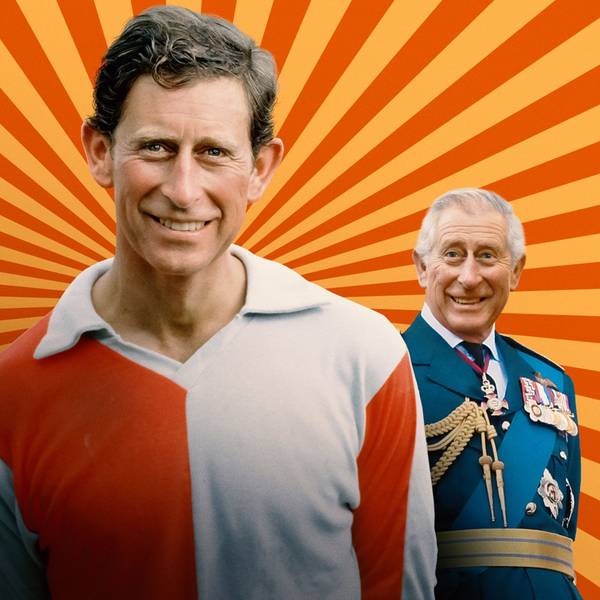Eine Montage zeigt ein Bild des jungen Prinzen Charles im Vordergrund und dem heutigen König im Hintergrund.