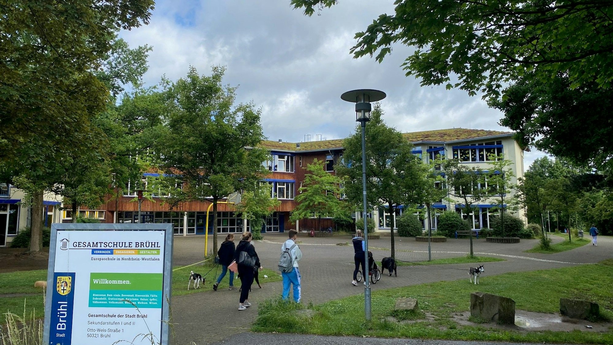 Blick auf die Brühler Gesamtschule.