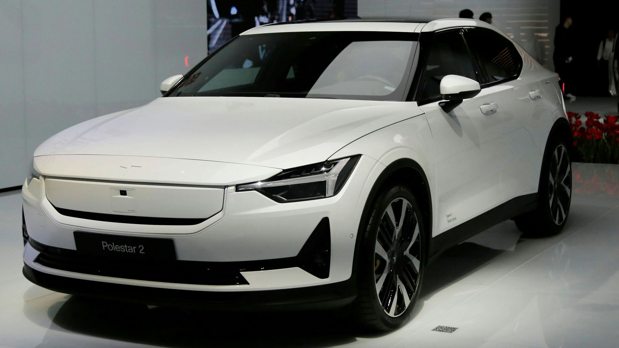 SHANGHAI, CHINA - APRIL 19: A A Polestar 2 electric sedan is on display during the 20th Shanghai International Automobile Industry Exhibition at the National Exhibition and Convention Center Shanghai on April 19, 2023 in Shanghai, China. PUBLICATIONxINxGERxSUIxAUTxHUNxONLY Copyright: xVCGx 111433633269