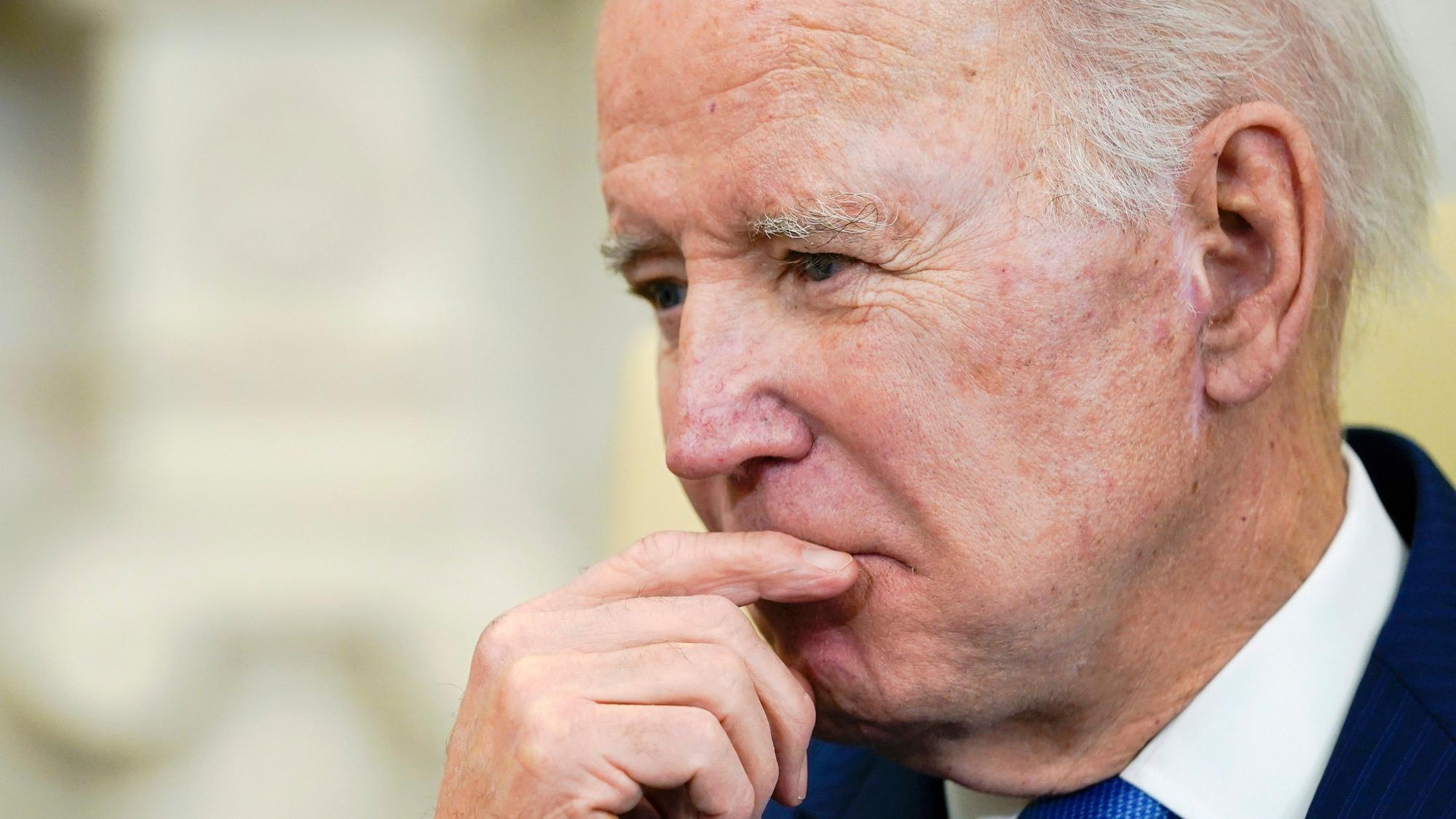 US-Präsident Joe Biden (80) erträgt die Diskussion mit Fassung und Ironie.