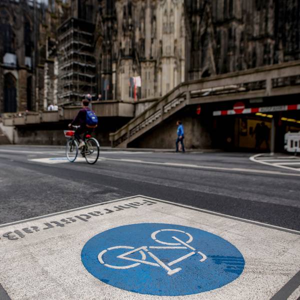 Seit einigen Monaten auch eine Fahrradstraße: Die Trankgasse am Dom.